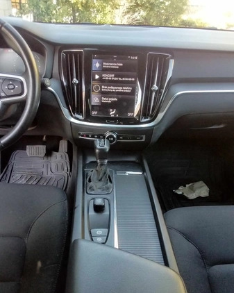 Volvo V60 cena 84500 przebieg: 202000, rok produkcji 2019 z Goleniów małe 22